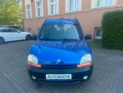 Blau Gebraucht 2000 Renault Kangoo Van / Kleinbus | 3.750 € (Etwas zu teuer)