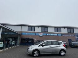 Grau Gebraucht 2014 Nissan Note Acenta Van / Kleinbus | 2.950 € (Guter Preis)