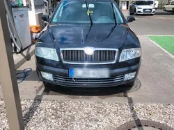 Schwarz Gebraucht 2007 Skoda Octavia Kombi | 3.000 € (Fairer Preis)