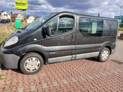 Schwarz Gebraucht 2011 Renault Trafic Van | 7.200 € (Fairer Preis)
