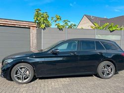 Schwarz Gebraucht 2019 Mercedes C300e AMG line Kombi | 23.750 € (Fairer Preis)