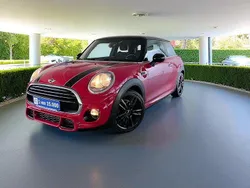 Rot Gebraucht 2016 Mini Cooper Kleinwagen | 12.900 € (Fairer Preis)