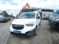 Weiß Gebraucht 2021 Opel Combo Selection Van / Kleinbus | 11.499 € (Guter Preis)