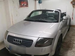 Silber Gebraucht 2001 Audi TT Roadster Cabrio | 5.300 € (Fairer Preis)