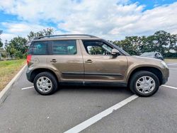 Braun Gebraucht 2012 Skoda Yeti Easy SUV | 6.700 € (Etwas zu teuer)