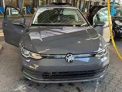 Silber Gebraucht 2021 VW Golf VIII Limousine | 21.200 € (Fairer Preis)
