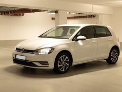Weiß Gebraucht 2017 VW Golf VII Sound Limousine | 13.900 € (Fairer Preis)
