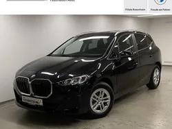 Saphirschwarz Gebraucht 2025 BMW 218 Active Tourer Efficient Dynamics Van / Kleinbus | 35.990 € (Fairer Preis)