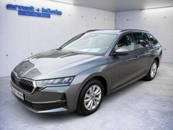 Grau Neu 2025 Skoda Octavia Selection Kombi | 32.970 € (Fairer Preis)