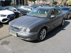 Grau Gebraucht 2006 Jaguar X-type Executive Limousine | 5.890 € (Etwas zu teuer)