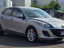 Plutossilber metallic Gebraucht 2010 Mazda 3 High Kleinwagen | 5.850 € (Guter Preis)