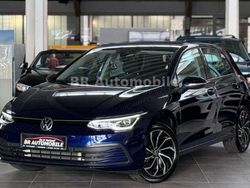 Atlantic blue metallic Gebraucht 2020 VW Golf VIII Life Limousine | 26.990 € (Etwas zu teuer)