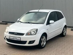 Frostweiß Gebraucht 2008 Ford Fiesta Style Kleinwagen | 1.950 € (Fairer Preis)