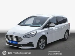 Frozen white Gebraucht 2022 Ford S-MAX Titanium Van / Kleinbus | 32.440 € (Fairer Preis)