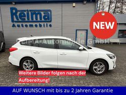 Weiß Gebraucht 2020 Ford Focus Cool & Connect Limousine | 8.990 € (Superpreis)