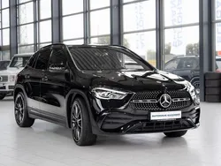 Kosmosschwarz Gebraucht 2020 Mercedes GLA200 Business SUV | 33.480 € (Etwas zu teuer)