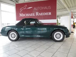 Grün Gebraucht 1993 MG RV8 Cabrio | 23.800 €