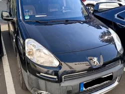 Schwarz Gebraucht 2014 Peugeot Partner Tepee Van / Kleinbus | 6.000 € (Superpreis)