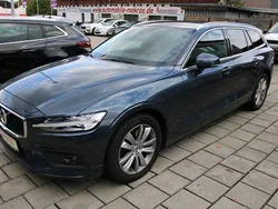 Denimblue Gebraucht 2020 Volvo V60 Momentum Kombi | 24.950 € (Guter Preis)