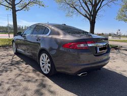 Grau Gebraucht 2009 Jaguar XF Premium Luxury Limousine | 7.400 € (Etwas zu teuer)