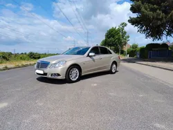 Beige Gebraucht 2009 Mercedes E200 Elegance Limousine | 12.900 € (Teuer)