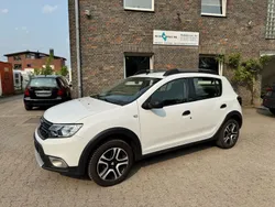 Weiß Gebraucht 2018 Dacia Sandero Celebration Kleinwagen | 4.990 € (Guter Preis)