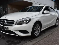 Weiß Gebraucht 2013 Mercedes A180 Limousine | 9.180 € (Superpreis)