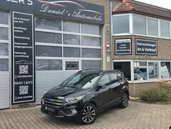 Schwarz Gebraucht 2017 Ford Kuga ST-Line SUV | 14.900 € (Guter Preis)
