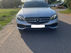 Silber Gebraucht 2016 Mercedes E220 Avantgarde Limousine | 22.000 € (Etwas zu teuer)