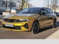 Gelb Gebraucht 2023 Opel Astra GS Line Limousine | 27.950 € (Fairer Preis)