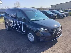 Loparitschwarz Gebraucht 2023 Mercedes eCitan Van / Kleinbus | 20.111 € (Superpreis)