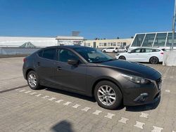 Bronze Gebraucht 2014 Mazda 3 Center-Line Limousine | 10.800 € (Teuer)