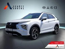 Titanweiss (d) Gebraucht 2024 Mitsubishi Eclipse Cross Plus SUV | 31.590 € (Etwas zu teuer)