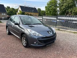 Grau Gebraucht 2011 Peugeot 206 Limousine | 3.200 € (Teuer)