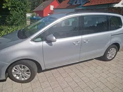 Silber Gebraucht 2019 VW Sharan Comfortline Van / Kleinbus | 22.500 € (Superpreis)