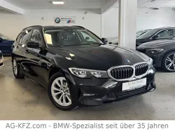 Schwarz Gebraucht 2021 BMW 318 Advantage Kombi | 15.950 € (Fairer Preis)