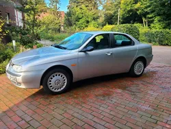 Silber Gebraucht 1999 Alfa Romeo 156 Limousine | 1.200 €