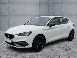 Weiß Neu 2025 Seat Leon Limousine | 32.390 € (Fairer Preis)