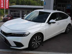 Platinum white pearl Gebraucht 2023 Honda Civic Elegance Limousine | 32.990 € (Fairer Preis)