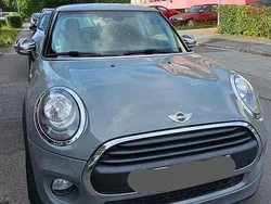 Grau Gebraucht 2017 Mini ONE Kleinwagen | 12.500 € (Fairer Preis)