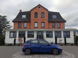 Blau Gebraucht 2021 Hyundai i20 Intro Edition Limousine | 12.950 € (Fairer Preis)