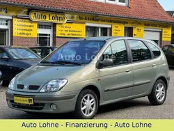 Grau Gebraucht 2003 Renault Scénic Authentique Van / Kleinbus | 1.590 € (Teuer)