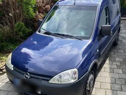 Blau Gebraucht 2010 Opel Combo Van / Kleinbus | 3.400 € (Fairer Preis)