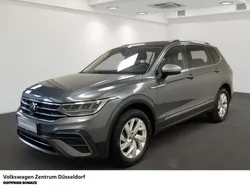 Grau Gebraucht 2023 VW Tiguan Allspace Life SUV | 34.990 € (Fairer Preis)