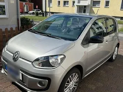 Silber Gebraucht 2014 VW up! Cup Kleinwagen | 6.100 € (Guter Preis)