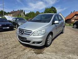 Silber Gebraucht 2009 Mercedes B200 Van / Kleinbus | 7.900 € (Fairer Preis)