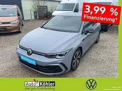 Mondsteingrau Gebraucht 2023 VW Golf VIII R-line Limousine | 28.900 € (Superpreis)