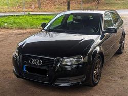Schwarz Gebraucht 2011 Audi A3 Ambiente Limousine | 7.200 € (Teuer)