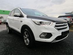 Weiß Gebraucht 2017 Ford Kuga Titanium SUV | 13.900 € (Fairer Preis)
