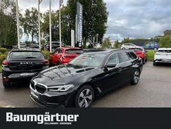 Schwarz Gebraucht 2023 BMW 520 Performance Kombi | 30.450 € (Superpreis)
